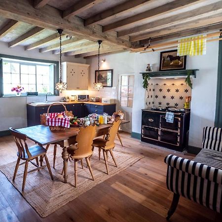 Country Cottage With Spa, Catering, Gardens, Nature Reserve Walks - Free Parking, Self Checkin Σκάνθορπ Εξωτερικό φωτογραφία