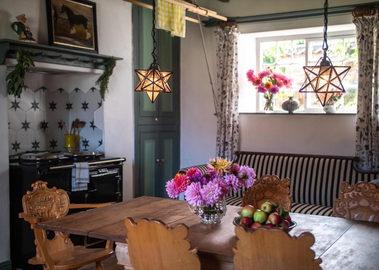 Country Cottage With Spa, Catering, Gardens, Nature Reserve Walks - Free Parking, Self Checkin Σκάνθορπ Εξωτερικό φωτογραφία