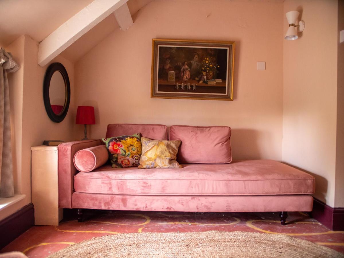 Country Cottage With Spa, Catering, Gardens, Nature Reserve Walks - Free Parking, Self Checkin Σκάνθορπ Εξωτερικό φωτογραφία