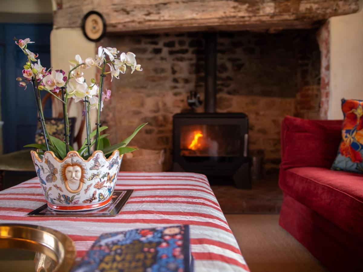 Country Cottage With Spa, Catering, Gardens, Nature Reserve Walks - Free Parking, Self Checkin Σκάνθορπ Εξωτερικό φωτογραφία