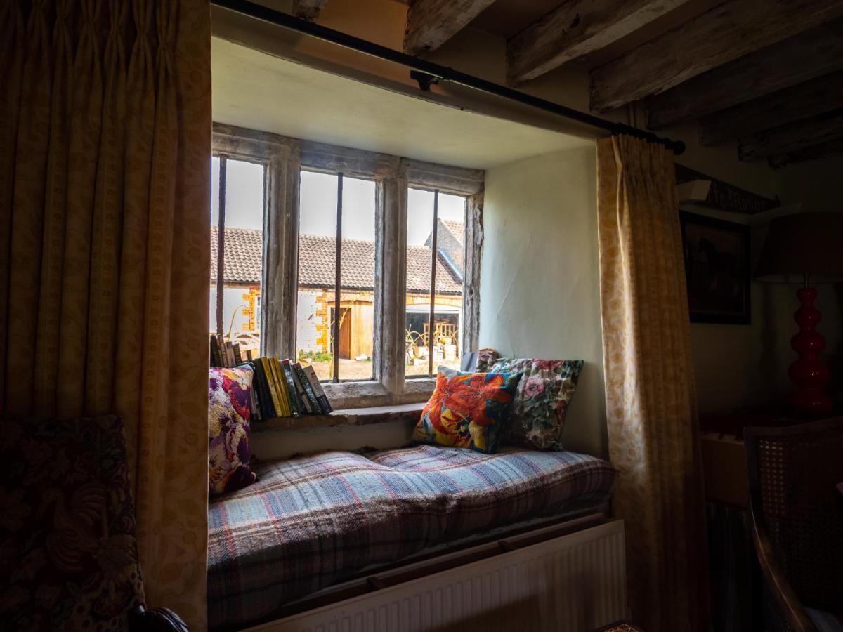Country Cottage With Spa, Catering, Gardens, Nature Reserve Walks - Free Parking, Self Checkin Σκάνθορπ Εξωτερικό φωτογραφία
