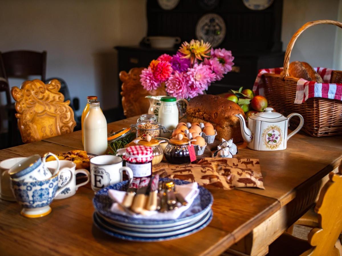 Country Cottage With Spa, Catering, Gardens, Nature Reserve Walks - Free Parking, Self Checkin Σκάνθορπ Εξωτερικό φωτογραφία